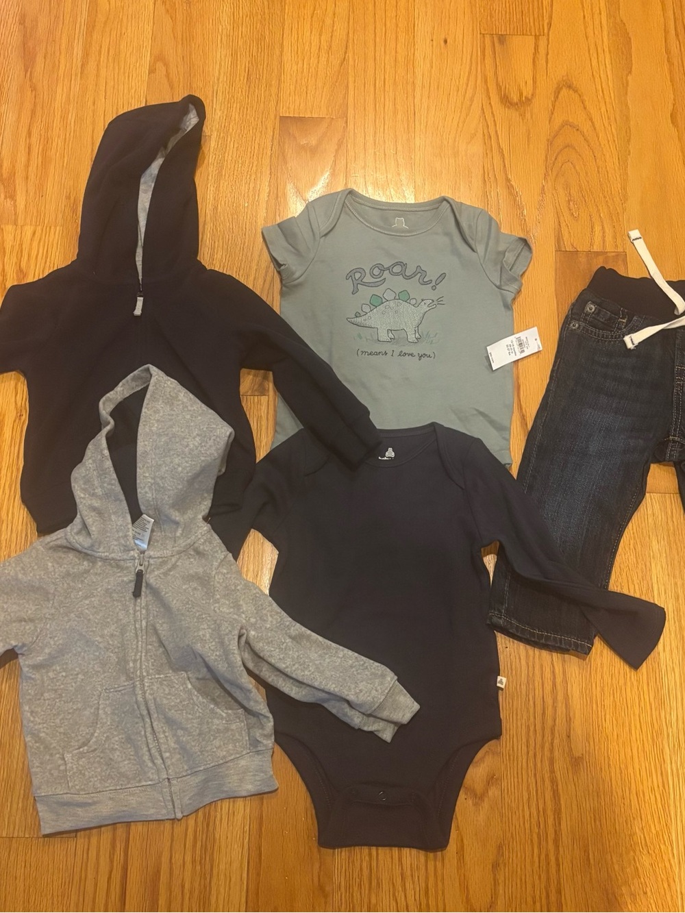 Gap and Carter’s #adorable baby items!! (Some NWOT!) 12-18 months